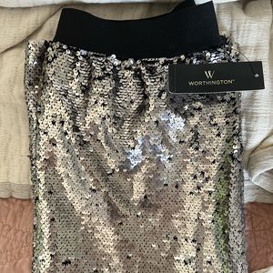 Bnwt silver sequin skirt from Worthington